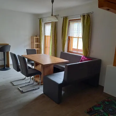 Nagelehof 3 *